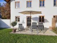 4-star Ott vacation apartment - with separate garden - at the foot of the Buchenberg