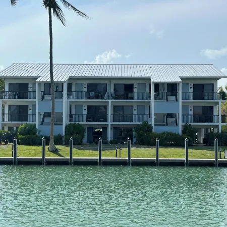 Charming waterfront 2-bedroom condo on Sanibel Island!