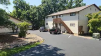 Lakeview Osage Beach Condo, King Bed + Balcony Views ,Near Margaritaville