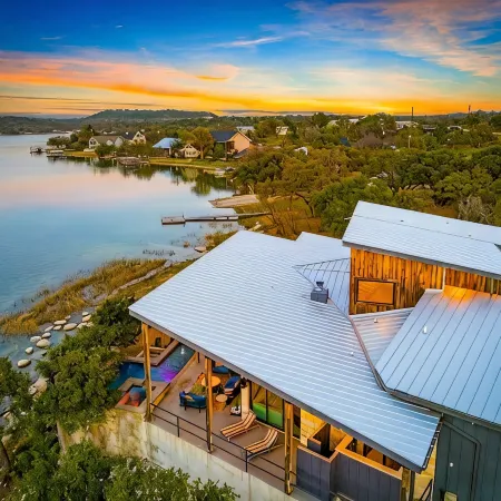 Lake Buchanan | Pool, Hot Tub & Lake Access