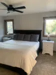 Custom Built Showcase Home near Lambeau! - 4 ดาว