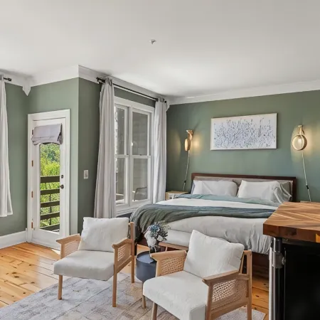Laurel Valley Mountain Retreat Hotels in Townsend