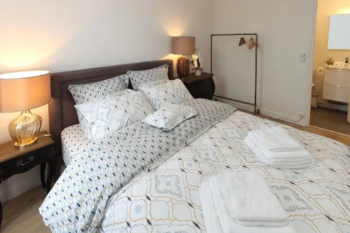 Chantilly Cocoon Retreat - Apartments