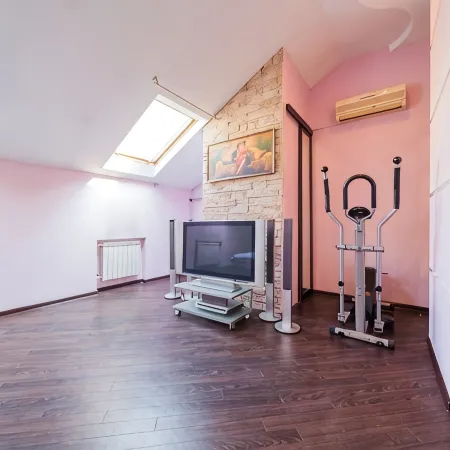 Upscale and newly renovated penthouse.