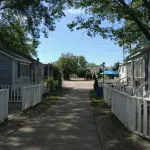Wasaga Beach walk to main end Free Parking Free Wifi