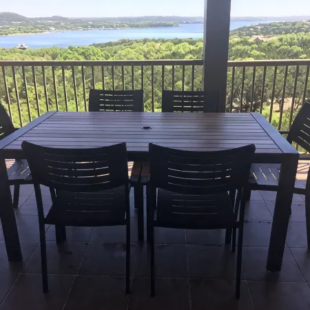 Spacious Hollows Villa Directly over Looking  Lake Travis!