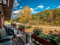 Boars Bungalow - Linderhof Golf, Pool, & More! Hotels in Glen