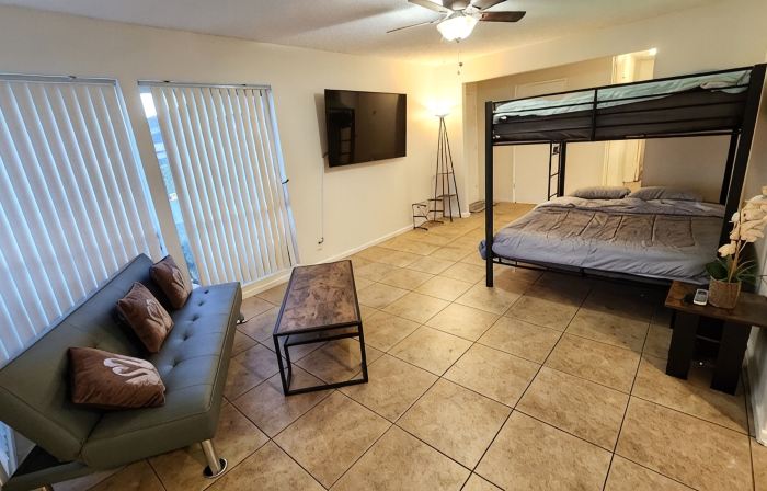 SALE! Peaceful, Clean, 4x Queen Bed, Spacious!