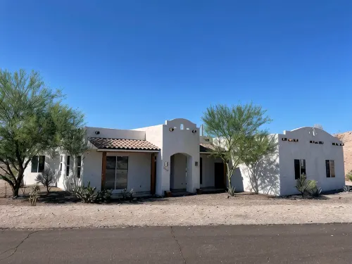 Secluded Oasis, heated pool and spa, RV hook-ups - Villas