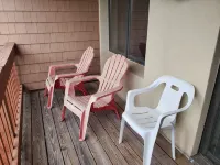 Cozy Ski Condo next to MT Snow with Mountain Views