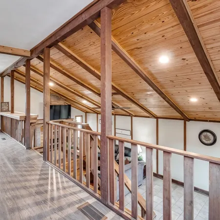 The Barrel House on Lake Texoma