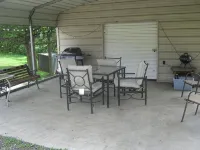 Quaint Historic Log Cabin Overlooking The James River. Hotels in Botetourt County