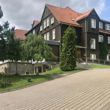 Hotel der Kräuterhof Отели в г. Вернигероде