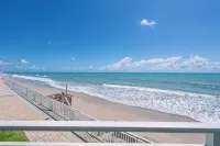 Oceanfront 2Br Condo w/ Balcony & Panoramic Atlantic Views, Unit 226 - Wifi
