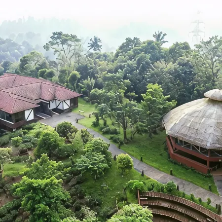 Jeevess Retreat