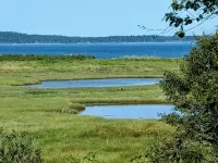 Cozy two bedroom home with ocean view. Quiet and secluded location. Hotels in Lubec