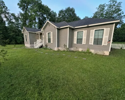 Spacious 3 Bedroom Home 1 Acre Unlimited Fast wifi Hotel di West Feliciana Parish