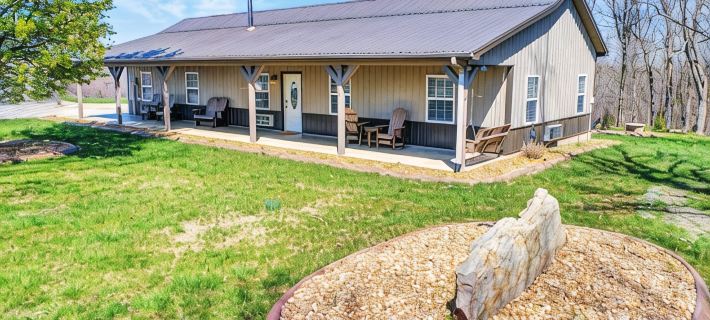 Deer Jenny at Mammoth Cave NP!!  w/ Fire Pit! Hotels in Barren County