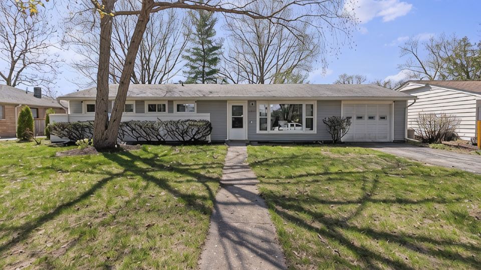 3 Bedroom Edgebrook Ranch Escape
