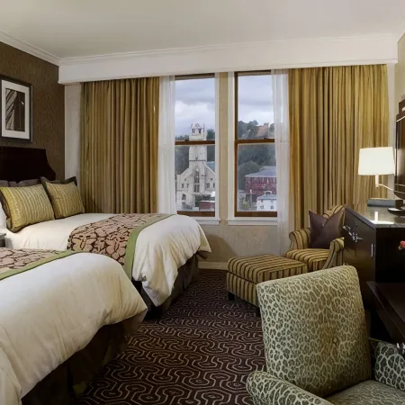 Hotel Julien Dubuque