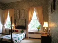 Allegheny Street Bed & Breakfast Hotels in 
