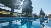 Foothills Motel
