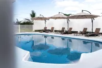 Hilo Villa with pool - 16 guests max - piscina