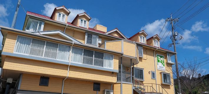 Pension Vingt-Quatre Yeux Hotels in Shozu District