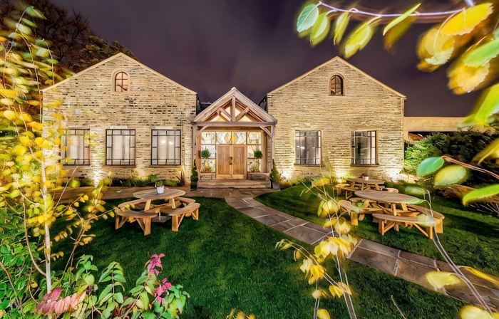 Manor House Lindley