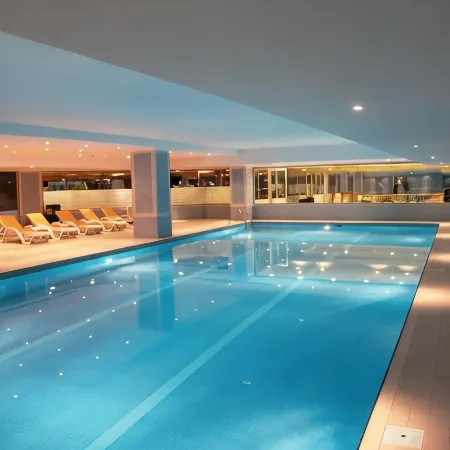 City One Hotel