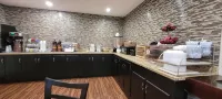 Super 8 by Wyndham Lebanon - breakfast