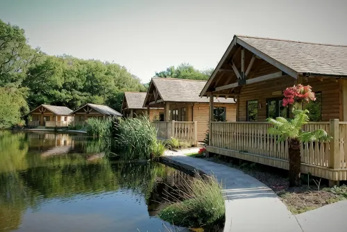 Canada Lodge and Lake - balcony
