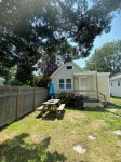 Charming 2-bedroom cottage in delightful Beach Haven - 3-Star