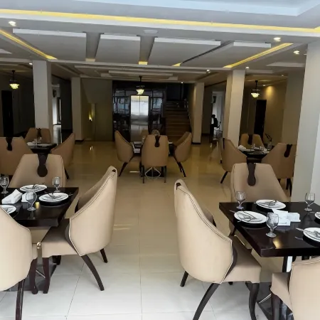 Royal Elite Hotel Kalam