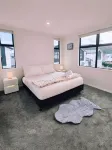 Modern & New • 3 Beds • 6 Guests
