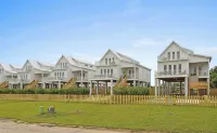 High-End Beachfront Home w/ Private Pool & Big Water Views! - 4-Sterne