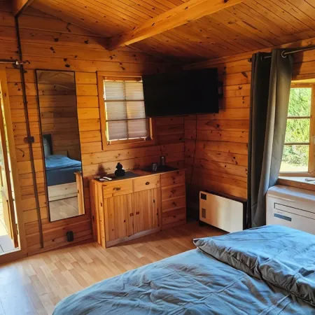 Vacation home "Im Wäldchen" near the lake for couples and families with pets Hotels in Templin