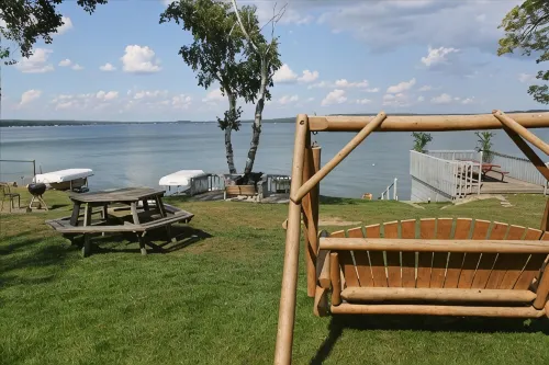 Beautiful Waterfront Hubbard Lake Cottage #3