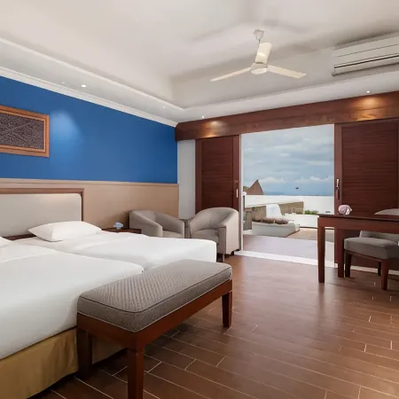 Niagara Hotel Lake Toba & Resorts