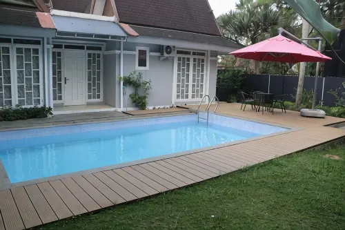 Diyar Villas Puncak M3/47 - parking