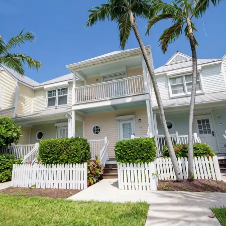 Crystal Waters - Kayaks, 2Br 2.5BA Coastal Villa