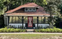 Sweet Magnolia, 3Br/2.5Ba, Downtown Historic Charm w/ all the comforts! - Bungalow