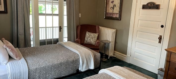 Cramer Family Mountain Inn Hotels in Centre County