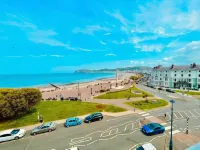 Lauriston & Lawton Court Hotel - Parking