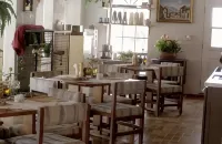Tavares Inn - breakfast