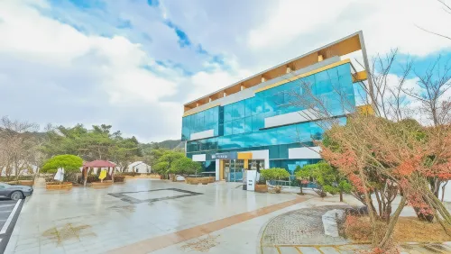 Geochang Surfing Park Resort & Glamping