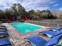 Araoz de Lamadrid Wine Lodge - parking