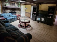 Specious and Cozy Ranch home  with moonlight windows  near Stone Mountain Park