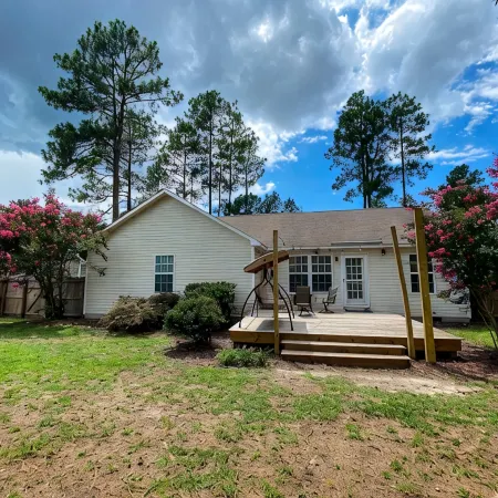 Pinehurst FORE-Bedroom Ranch with Golf Garage & Fenced Large Yard