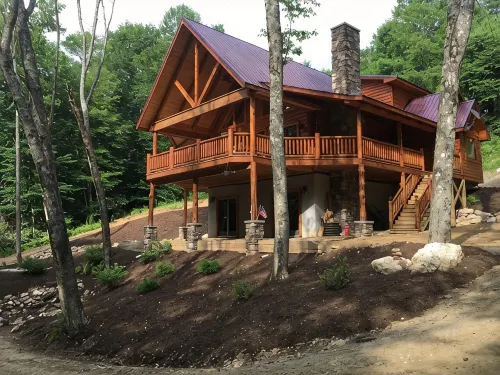 Creekside Cabin, Willis, VA - 3 tähden